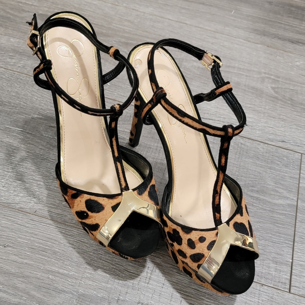 Jessica Simpson T-Strap Sandals Leopard Print